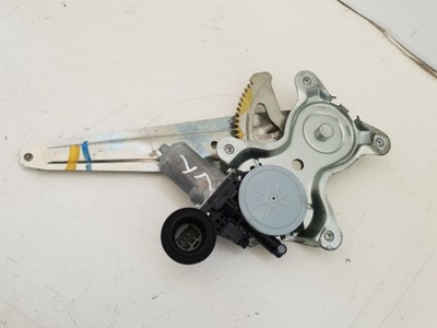 Підйомник скло моторчик лівий задня lexus is 220 фото №1