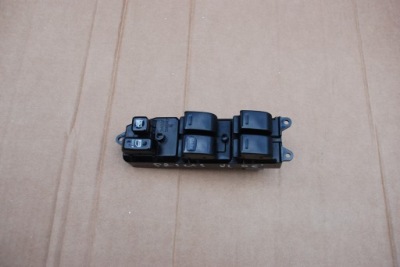 Toyota prius 03-09 панель керування скла фото №1