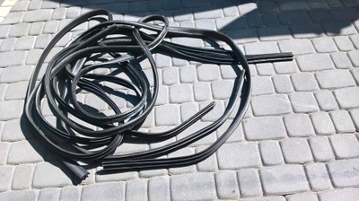 Ford focus mk3 kombi прокладка кузовная дверь фото №1