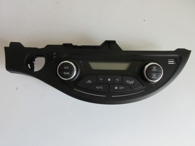 Yaris iii lift панель кондиционера фото №1