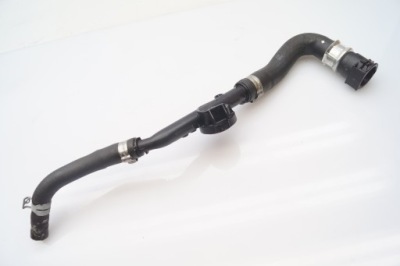 Peugeot 2008 lift 1.6 шланг труба воды фото №1