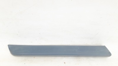 Audi a3 s3 8l7 молдинг нижня крила права задня фото №1