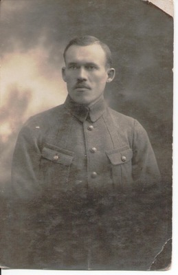 Portret mężczyzny w mundurze Kowel