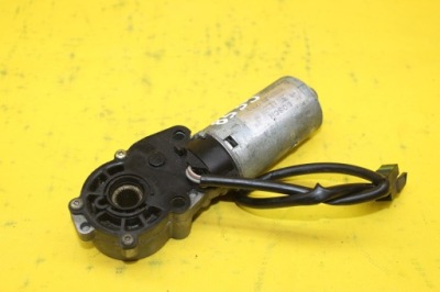 Моторчик спинка сиденье a8 d2 fl 0390201628 фото №1