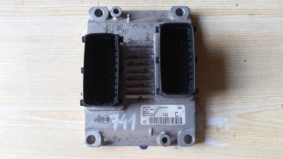 Блок керування бортовий комп'ютер alfa romeo 0261206715 фото №1