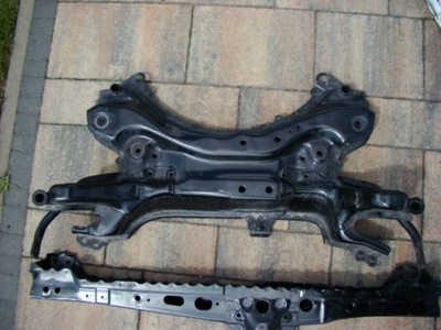 Toyota auris ii підрамник підрамник підрамник балка фото №1