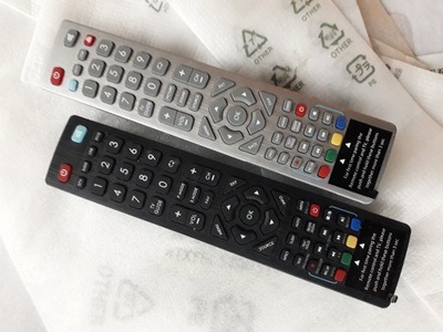 Pilot SHARP do TV LED LC-40CFE5100E ORYGINAŁ