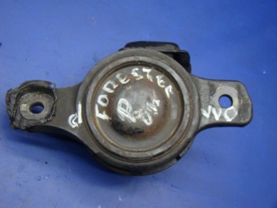 Подушка двигуна права forester i 2.0 t 97-01r фото №1