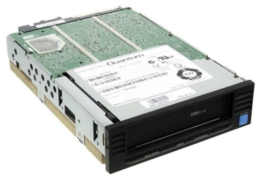 QUANTUM DLTVS80 IBM 24P3600 40/80 ГБ 5,25 дюйма SCSI