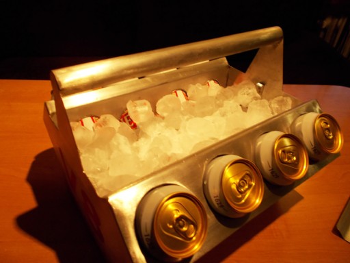 V8 BEER COOLER подарочный гаджет охладитель пива