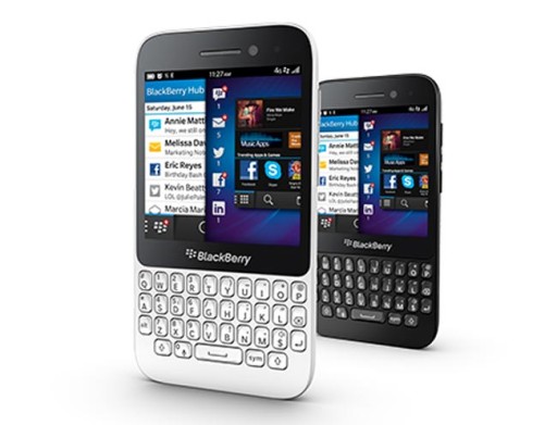 ТЕЛЕФОН BLACKBERRY Q5, 2 ЦВЕТА