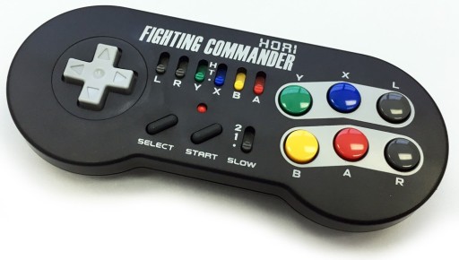 HORI FIGHTING COMMANDER Pad do Nintendo SNES