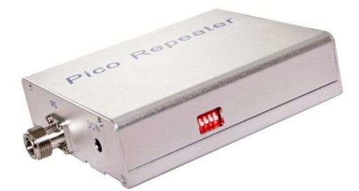 Antena panelowa + wzmacniacz sygnału GSM na 400m2