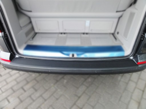 НАКЛАДКА НА ЗАДНИЙ БАМПЕР VW T6