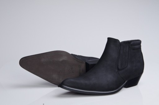 KLASYCZNE KOWBOJKI model 620 Skóra roz.39-46-zamek