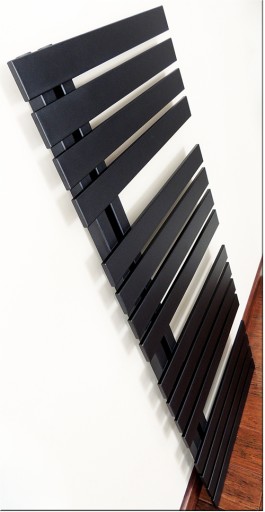 GRZEJNIK ŁAZIENKOWY ALATUS CZARNY MAT 50x119
