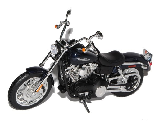 Композитная модель мотоцикла 2006 года Harley Davidson FXDBI