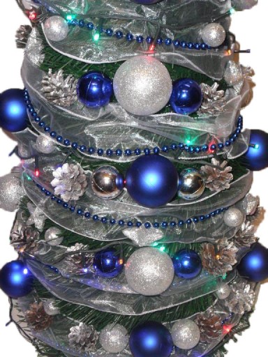 STOŻEK choinka z dekoracją+ LED z KORALIKAMI 70 cm