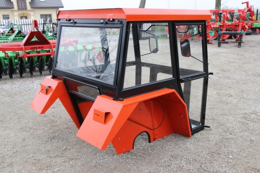 Kabina kabiny URSUS C-360 C360 Szymczak standard