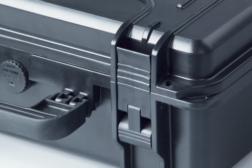 Чемодан Plastica Panaro MAX 430, черный