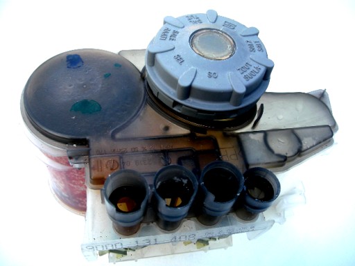 ZASOBNIK SOLI ZMYWARKA BOSCH SD13JT1B