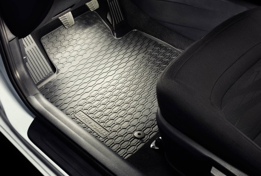 DYWANIKI WYCIERACZKI GUMOWE FORD KUGA 2,II /GEYER!
