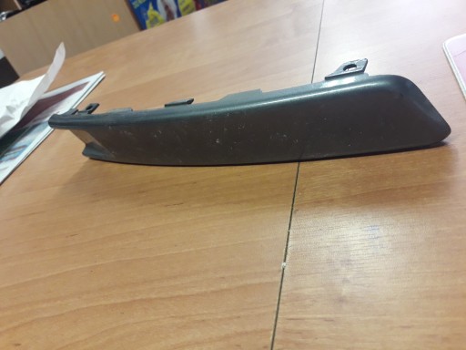 Listwa prawy przód VW PASSAT B6 06-11 3C0807646