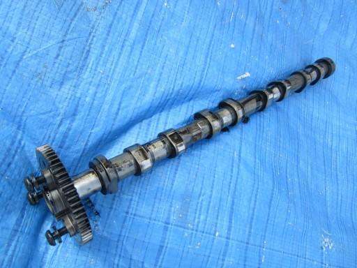 Wałek rozrządu ssący lewy BMW E65 E66 4.4D 745D