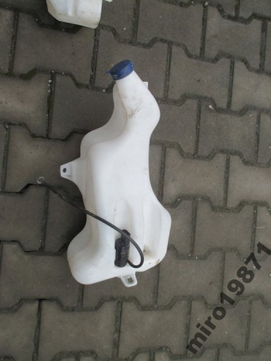 Бачок омыватели iveco daily 2012-1 - фото