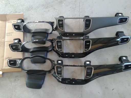 KIA CARENS IV 2013-17 РАМКА КРЫШКА СЧЕТЧИКА РАДИО