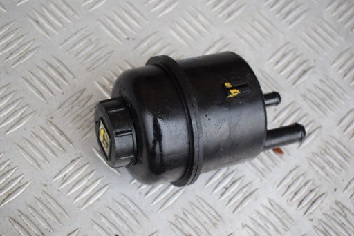 БАЧОК ГІДРОПІДСИЛЮВАЧА MASERATI QUATTROPORTE