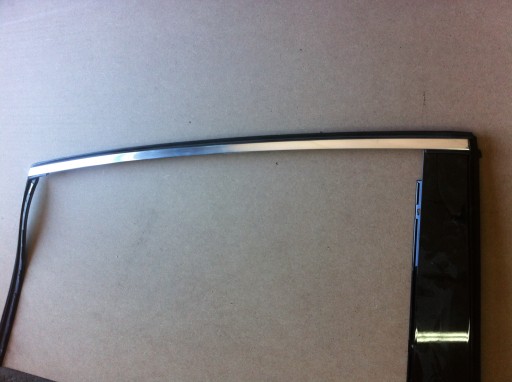 MERCEDES R W251 НАКЛАДКА НА ДВЕРЬ ВЕРХНЯЯ ХРОМ ЗАДНЯЯ