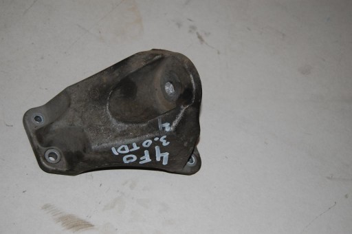 Stütze Halter DES MOTORS AUDI A6 4F0 3,0 TDI