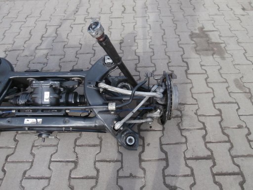 Важіль підвіски лівий задній MERCEDES C Class W204