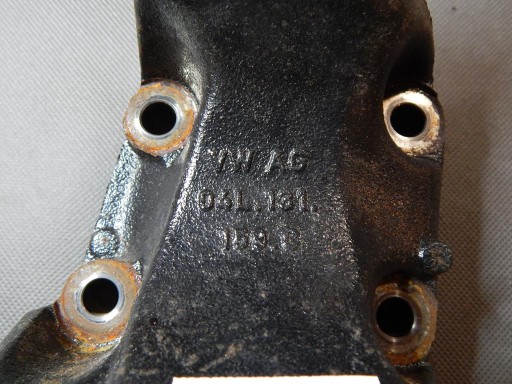 AUDI A6 C7 supporto Supporto 04L131159C