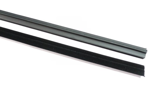 DB107-4E - Уплотнение стекла Mercedes скребок снаружи W107 SL