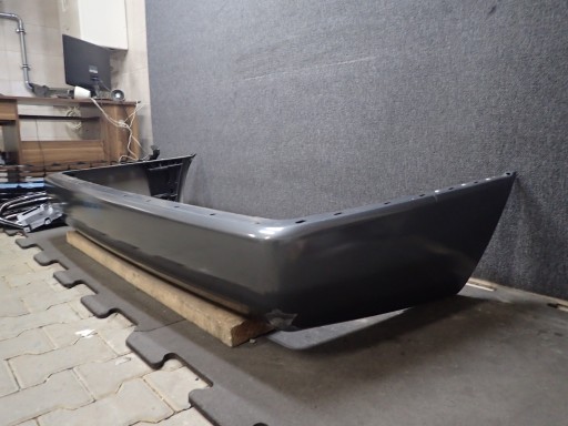 ZDERZAK TYŁ MERCEDES S KLASA W140