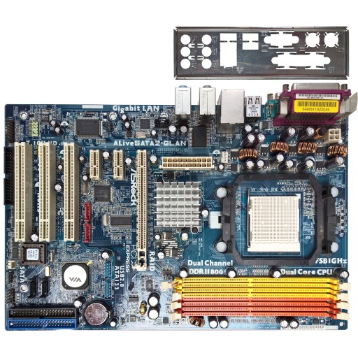 AM2 ASROCK ALIVESATA2-GLAN 1.01 173% OK 4mG