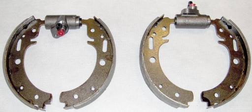 Щелепи + циліндри задн. (4 + 2 ) Трабант 601