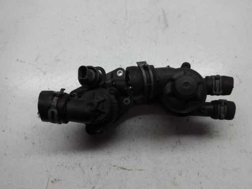 OCTAVIA II LIFT 1.4 TSI CAXA КОРПУС ТЕРМОСТАТА