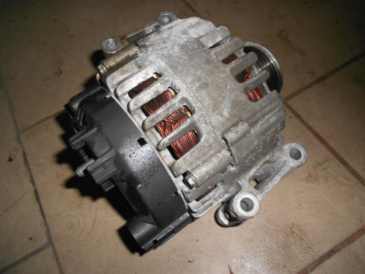 VW PASSAT JETTA GOLF AUDI A4 ELECTRIC GENERATOR 06E903017E photo 1 - milautoparts-fr.ukrlive.com