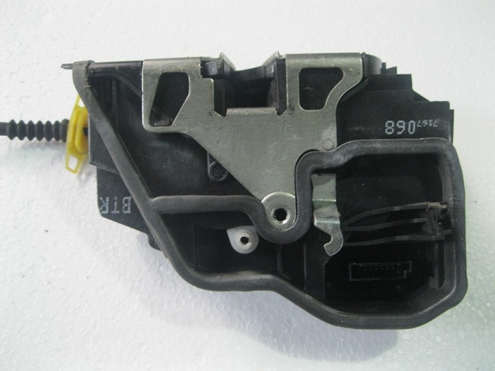 LOCK RIGHT FRONT DOOR BMW X3 X-3 E83 E-83 photo 1 - milautoparts-fr.ukrlive.com