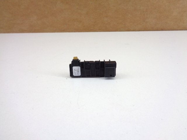 MERCEDES W204 W212 SENSOR WILGOTNOSCI A204 photo 1 - milautoparts-fr.ukrlive.com