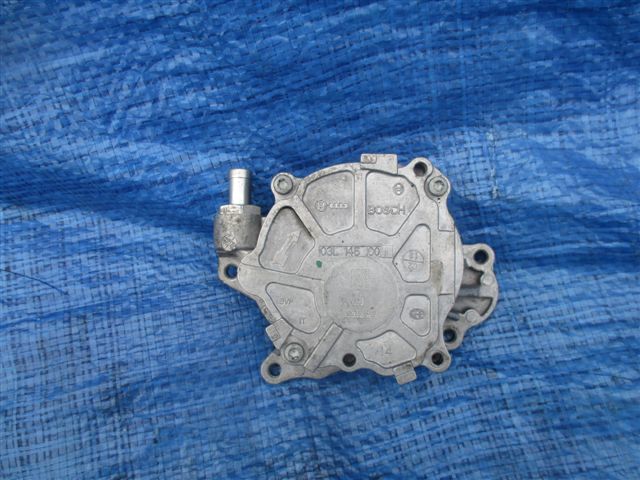 VW PASSAT B6 B7 CC PUMP VACUUM 2.0 TDI 03L145100 photo 1 - milautoparts-fr.ukrlive.com