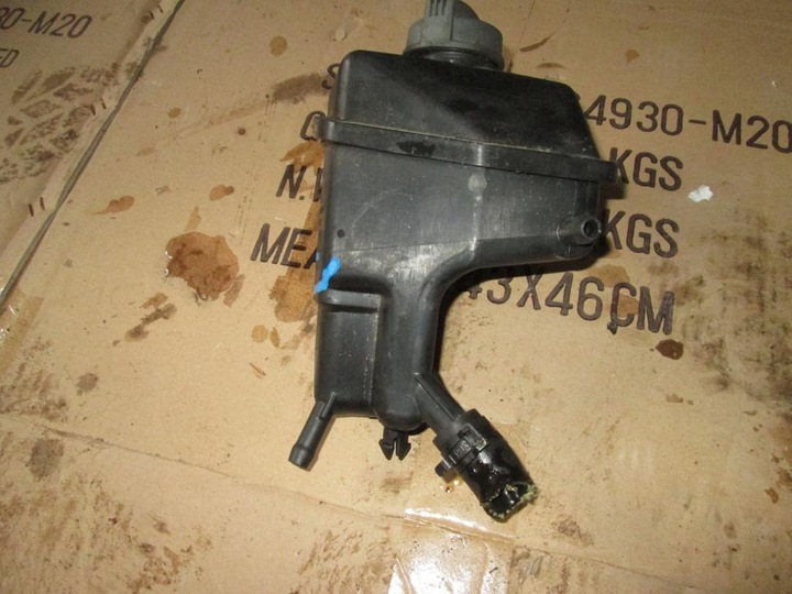 RÉSERVOIR ASSISTANCE HYDRAULIQUE AUDI A8 4E0 photo 2 - milautoparts-fr.ukrlive.com