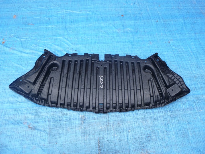 BMW X1 E84 PLATE UNDER ENGINE PROTECTION GOOD CONDITION ! photo 1 - milautoparts-fr.ukrlive.com