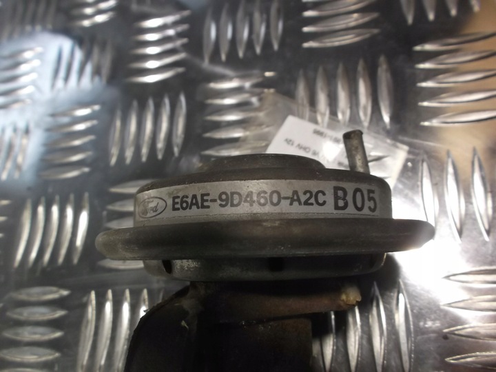 FORD TAURUS 3.0 V6 86-93 SOUPAPE EGR E6AE9D460A2C photo 4 - milautoparts-fr.ukrlive.com