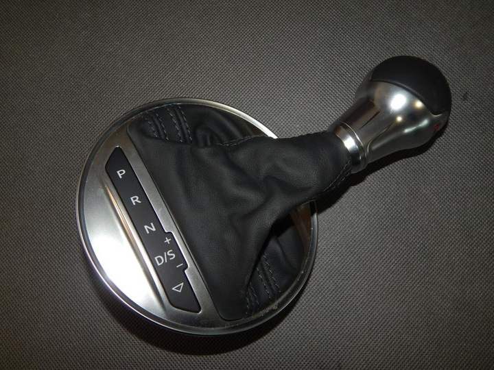 AUDI TT 8S HANDLE COVER S-TRONIC 8S1713463 photo 2 - milautoparts-fr.ukrlive.com