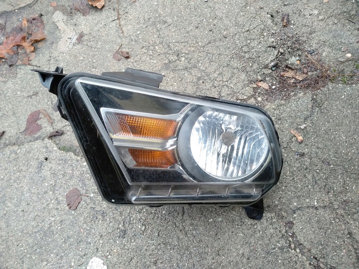 LAMP LEFT FRONT FRONT FORD MUSTANG V FACELIFT 10-^ photo 1 - milautoparts-fr.ukrlive.com