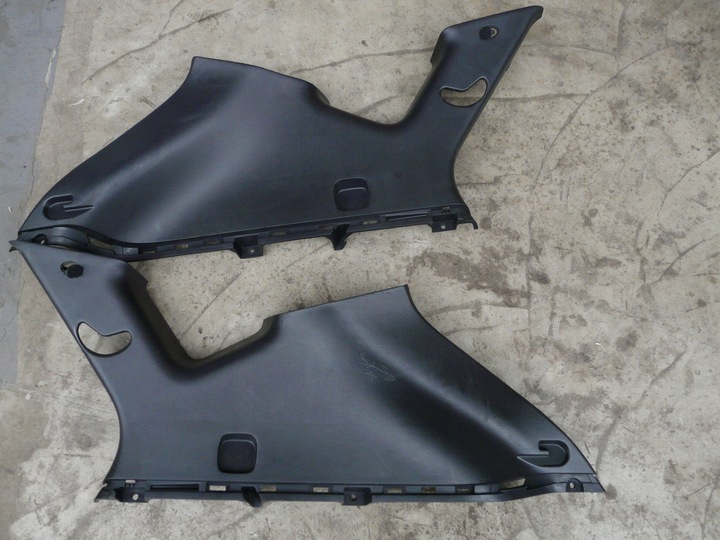 PROTECTION DE MONTANT DE CARROSSERIE DACHOWEGO GAUCHE HYUNDAI IX35 2010- photo 1 - milautoparts-fr.ukrlive.com